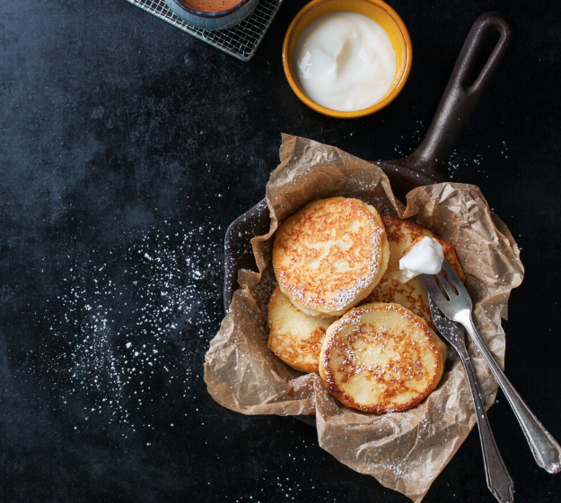 Идеальные сырники с хрустящей корочкой: Готовим с удовольствием и правильной посудой