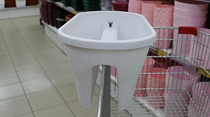 Кашпо на перила 60х30х24см 18л Белый мрамор пластик 000000000001194523