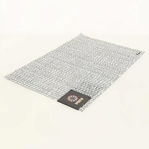 Салфетка сервировочная 30x45см DE'NASTIA шанель серая/белая 75%пвх 25%полиэстер 000000000001207455