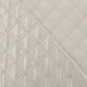 Покрывало DeN Палермо 200х240 атл/мат молочный геом2 U000233 000000000001203061