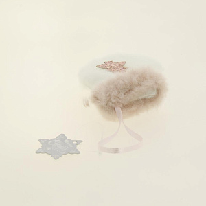 Декоративное украшение Валенок 8см DARLENS с узором белый 000000000001209892