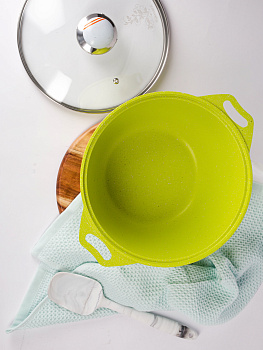 Кастрюля 4л KUKMARA Trendy style стеклянная крышка антипригарное покрытие lime литой алюминий 000000000001209101