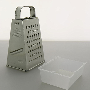 Терка пирамидальная с металлической ручкой и контейнером в упаковке FORA Высота-20,4см Дно-9,6х12см Тм-2у.к 000000000001197094