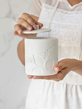 Органайзер универсальный (для косметики, ванных аксессуаров) DE'NASTIA Тиснение цветы белый полирезина 000000000001213497