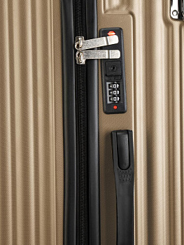 Чемодан на колесах M (42х26х65см) грани золото PC 000000000001226577