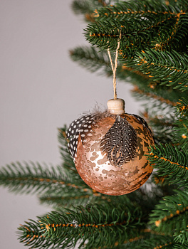 Набор новогодних шаров 3шт 8см с пером и деревянным крючком шампань пластик 000000000001209020