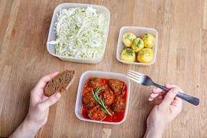 Набор емкостей для продуктов HELSINKI квадратных 3шт (0,4л) натуральный PLAST TEAM PT1306НАТ-16 000000000001186048