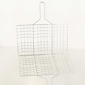 Решетка для стейка Grill&Chill 55(+4)х34х21х3см трёхсекционная с деревянной ручкой толщины проволоки 3,2х2х1,4мм Вес +/-400гр 3-24B 000000000001204152