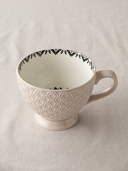 Кружка на ножке 400мл LUCKY Ромбы кайма по внутр краю ромбы бежевый фарфор 000000000001220858