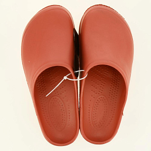 Сабо женские р.37 красный удобные, легкие и прочные сабо из бактериостатичного и гигиеничного материала ЭВА. Обеспечивают комфорт 000000000001206294