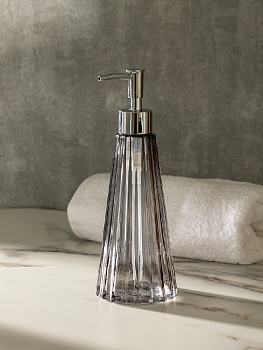 Диспенсер для жидкого мыла 8x8x22,5см 300мл DE'NASTIA Граненое стекло серый/серебряный стекло/пластик 000000000001218915