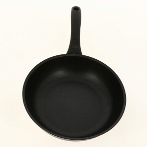 Сковорода 22х6см KUKMARA утолщенное дно 6мм антипригарное покрытие черный литой алюминий 000000000001011236