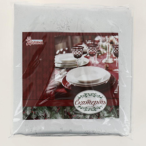 Скатерть Доляна "Серебряные снежинки" белый, 150х180см, 115±10гр, 100% полиэстер 4469120 000000000001202367