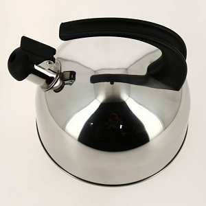 Чайник со свистком металл 2000мл бакелитовая ручка, капсульное дно стенки корпуса 0,3мм дно 1,1мм подарочная упаковка GUTERWAHL 126-18007 000000000001201429