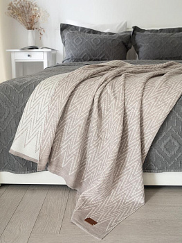 Плед двухсторонный 140x180см DE'NASTIA Зиг-заг молочный/бежевый акрил 000000000001218618