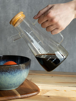 Графин 650мл LUCKY с бамбуковой крышкой боросиликатное жаропрочное стекло 000000000001217903