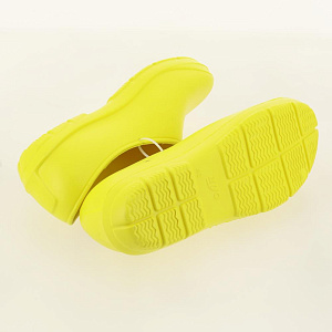 Галоши женские р.40 AYO желтый выполнены из ЭВА, обладающего антибактериальными и противогрибковыми свойствами, легкостью. Удобная колодка 000000000001206267