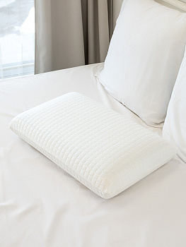 Подушка анатомическая 64x42x13см DE'NASTIA мемори белый пенополиуретан 000000000001220159