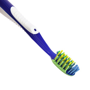 Зубная щетка ProExpert Антибактериальная Oral_B P&G, средняя 000000000001143593