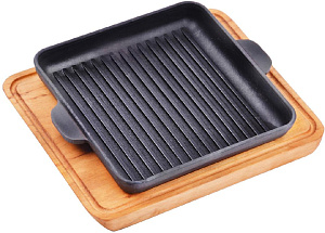 Сковорода Гриль 18х18х2,5см HoReCa квадратная с подставкой чугун 75742 000000000001188394