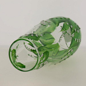 Ваза стеклянная "Капля" высотой 26 см, ручной авторский рисунок с объемом "Ландыши" 2598/260/77-651 000000000001191030