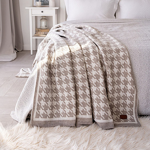 Плед 150х200см DE'NASTIA Гусиные лапки молочный/бежевый 100%акрил 000000000001212169