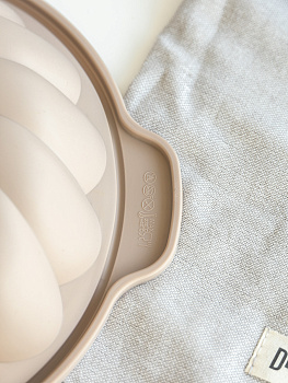 Форма для выпечки 28x6,5см DE'NASTIA с отверстием бежевый силикон 000000000001219664