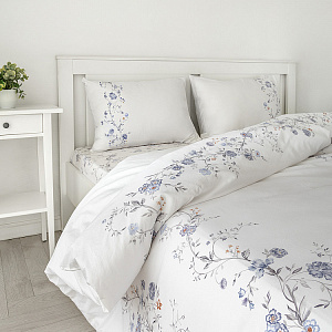 Комплект постельного белья Евро(пододеяльник200x220см,простыня230x260см,наволочки50х70см-2шт/70х70см-2шт)DE'NASTIA FLOWERSбелый/синий сатин-твилХлопок 000000000001224484
