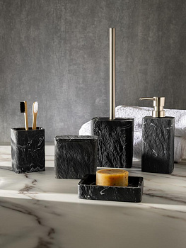 Щетка для унитаза DE'NASTIA Мрамор с подставкой темно-серый полирезина 000000000001218898