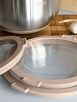 Миска 3л DE'NASTIA прозрачная крышка силиконовое дно бежевый нержавеющая сталь 000000000001228053
