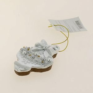 Новогоднее подвесное украшение Пряник с Бантиком из полирезины / 7х7х1,5см арт.80084 000000000001191424