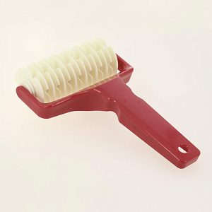 Тесторезка Мультидом используется для ажурной резки теста. Размер 20х12,5см, диаметр 5см. Изготовлено из пластмассы/ABS 000000000001205157