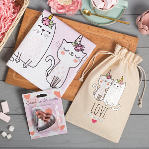 Набор кухонный в мешочке Love forever (полотенце + формочки для печенья) 4685243 000000000001200856