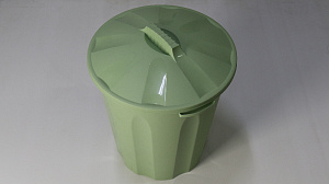 Бак 40л VERDE с крышкой пригоден для контакта с пищевыми продуктами и может использоваться для хранения и транспортировки воды оливковый полипропилен 000000000001210684