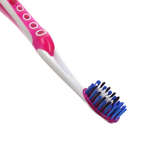 Зубная щетка 3D White Luxe Pro-Flex Oral_B P&G, средняя 000000000001143569