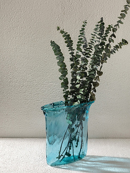 Ваза декоративная 2,5л 21,5x8x25см DE'NASTIA Египет волнистый край ручная работа голубой стекло 000000000001220901