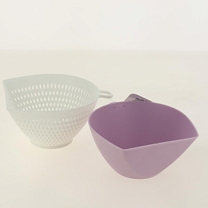 Дуршлаг с миской Дабл. Изготовлено из пластмассы (полипропилен). Размеры: дуршлаг - 14х13,5х8 см, миска – 14х13,5х7см, емкость 500мл 000000000001192436