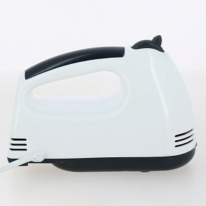 Миксер LUAZON HOME LMR-02 ручной 180Вт 7 скоростей 4 насадки бело-черный пластик 2691402 000000000001180053
