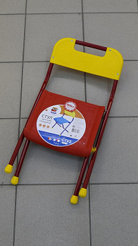 Стул детский складной 26х29х61см НИКА. Для детей в возрасте от 3 до 7 лет. Максимальная нагрузка 50кг. Пластик металл 000000000001127293