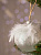 Декоративное украшение на елку Шар №4,5 D8см БИРЮСИНКА Перышки белый стекло 000000000001207648