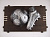 Настенные часы (кварцевые, без батарейки), на деревянной основе (древесина - фирмиана платанолистная) декорированы  гипсом 41х26см 1 000000000001195743