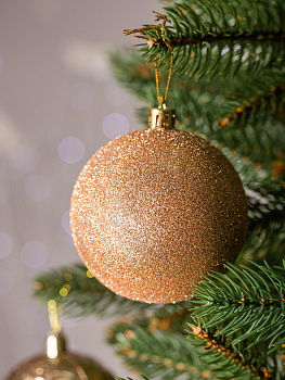 Набор украшений декоративных 12шт золото пластик (шар с блестками 8см-4шт, шар гладкий 8см-2шт, шар с рисунком 8см-4шт, шишка гладкая 10см-2шт) 000000000001208289