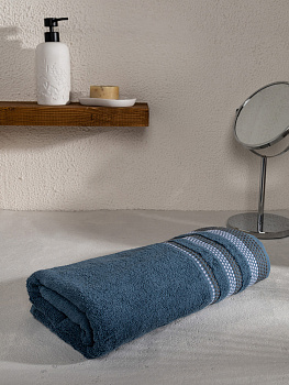 Полотенце махровое LUCKY Бордюр точки 450gsm 70x140 100% хлопок, темно-синий D100404 000000000001227654