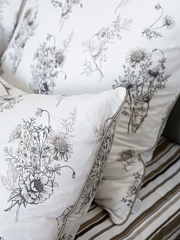 Комплект постельного белья Семейный DE'NASTIA Ботаника принт (наволочки50x70,70x70,пододеяльник145x210,простыня230x260)белый/бежевый сатин-твил хлопок 000000000001230677