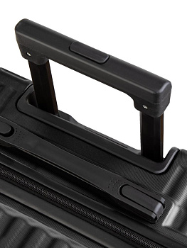 Чемодан на колесах L (48х30х75см) грани черный PC 000000000001226572