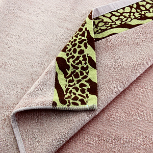 Полотенце DE'NASTIA Сафари 70х130см розовый 70%Бамбук/30%Хлопок T000009 000000000001104369