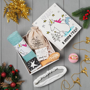 Набор подарочный "Чудес в Новом году" полотенце и аксессуары (4 предмета) 5047371 000000000001202327