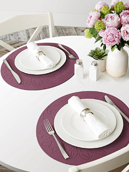 Салфетка сервировочная DE'NASTIA D36см пионы 100%ЭВА тёмно-розовый E000092 000000000001199307