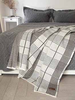 Плед 150x200см DE'NASTIA Клетка молочный/коричневый акрил 000000000001218621