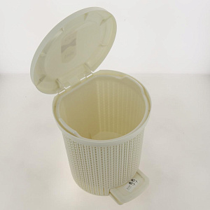 Контейнер для мусора с педалью, объем 6 литров, внутреннее ведро-вставка со скрытыми ручками, цвет айвори, SV4064АЙВ 000000000001190781